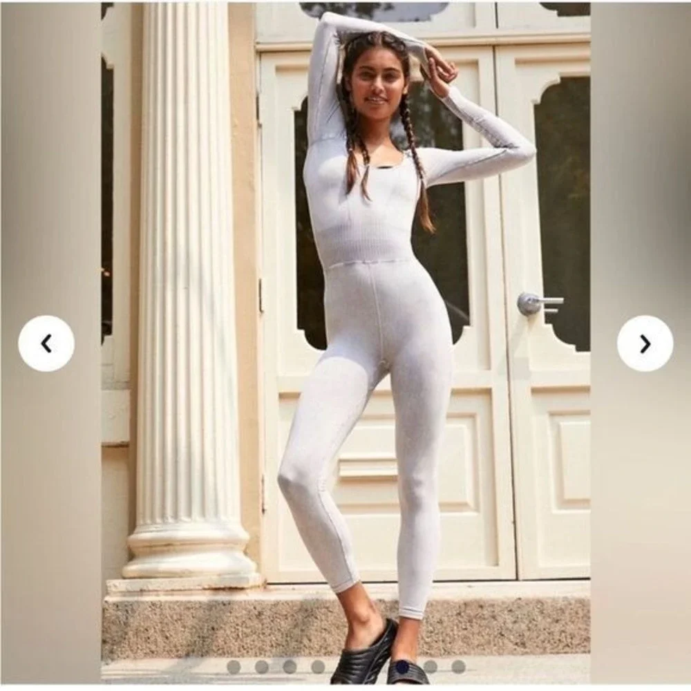 Free People Movement XS Good Karma Long‎ Sleeve Long Sleeve Jumpsuit Ice Grey